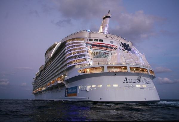 Royal Caribbean S Allure Of The Seas Docks In San Juan After Canceling Two Ships